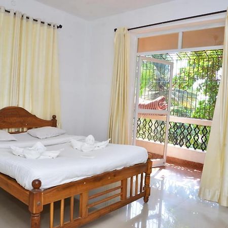 Cliff Heaven 2 Bhk Ac Apartment Orlim Buitenkant foto